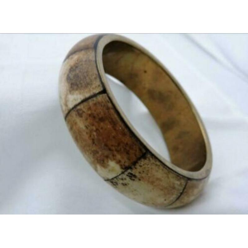 Vintage Armband bangle messing ingelegd met benen schijven.