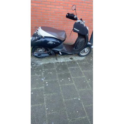Sym mio 50