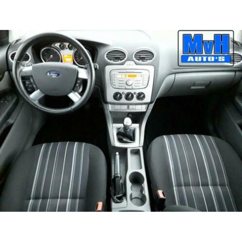 Ford Focus Wagon 1.6 Trend