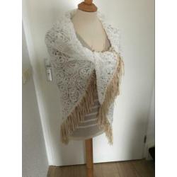 Purdey kanten off white omslagdoek.