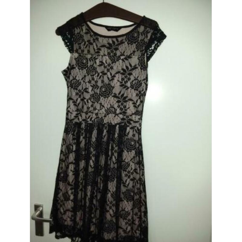 Dorothy Perkins jurkje maat 38 zgan