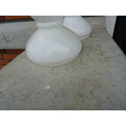 2x Oude opaline lampenkap voor staande olielamp