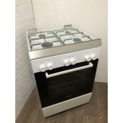 Bosch gasfornuis met 3D oven hetelucht grill in nette staat