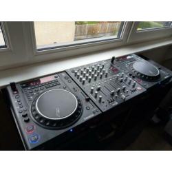Reloop RMP3 alpha draaitafels + RMX40 USB mixer