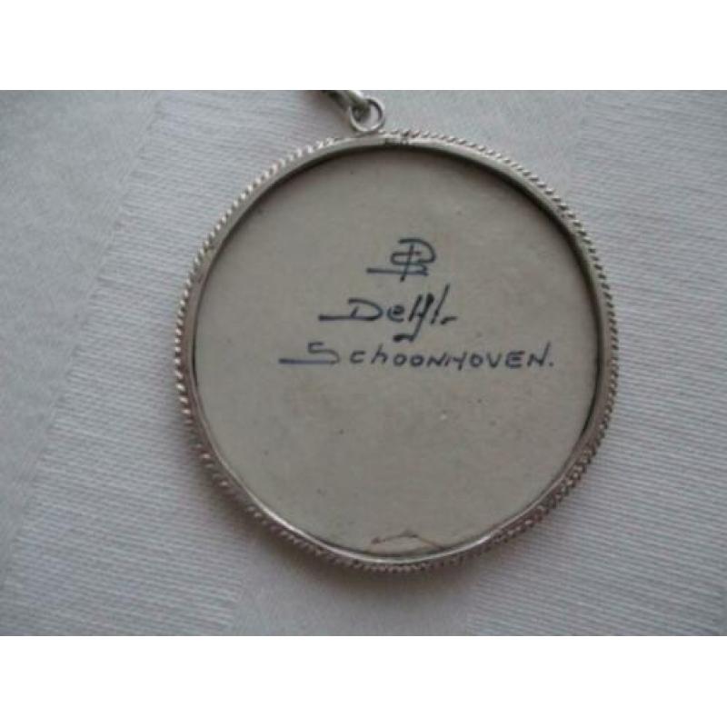 antieke grote zilveren hanger met zilver aan ketting