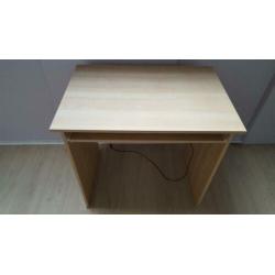 Klein Ikea bureau