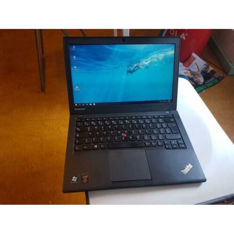 Lenovo Thinkpad X240 i5-4200U @ 2.60GHz/4GB/500Gb