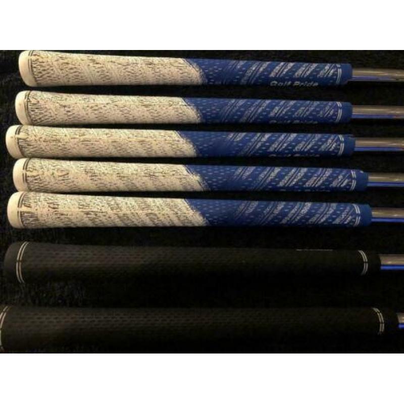 Titleist 714 CB MRH Stiff XP95 shaft std length