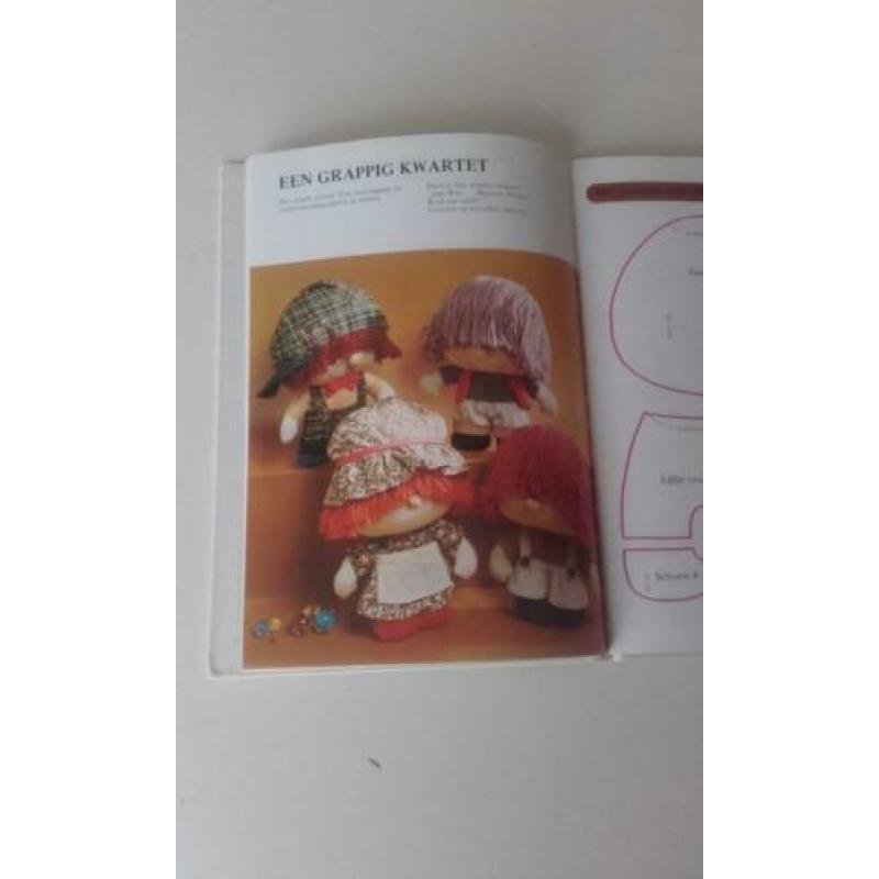 Boek lappenpoppen maken