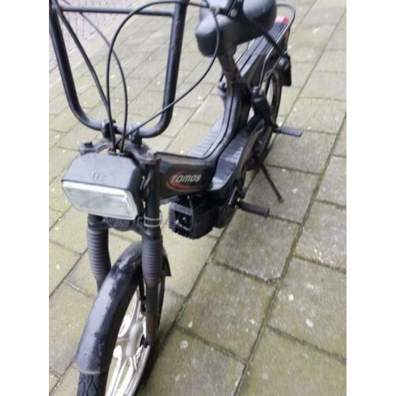Tomos snor