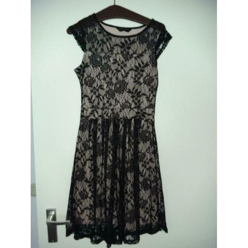 Dorothy Perkins jurkje maat 38 zgan