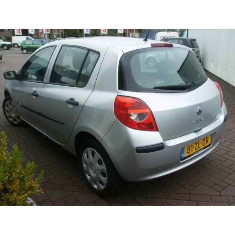 Renault Clio 1.2I-16V Special Line (bj 2008)