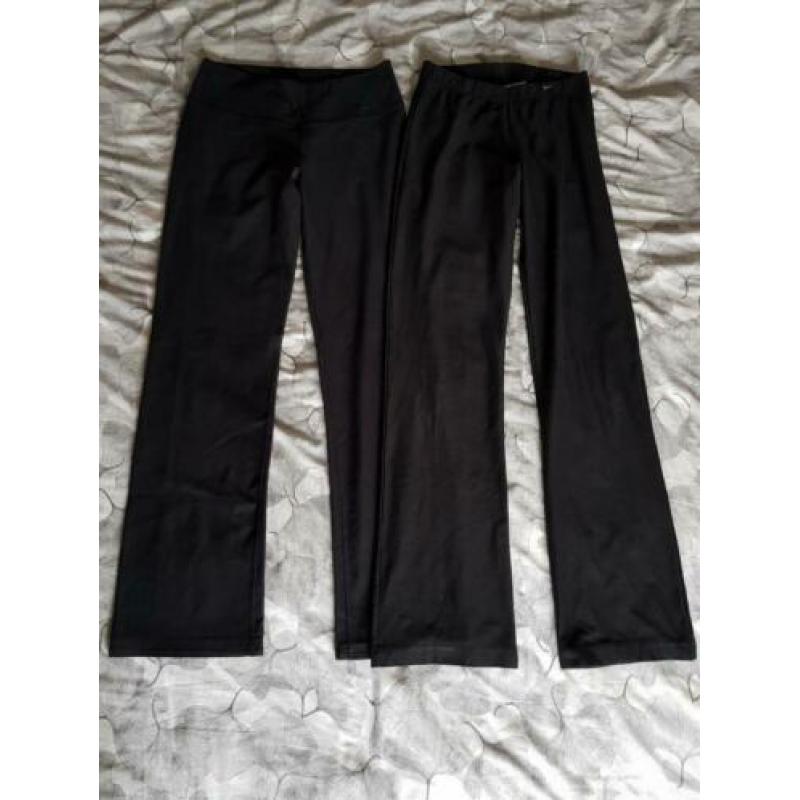 2 Nike dry-fit sportbroeken, wijde pijpen, maat M