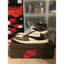 Jordan 1 x Travis Scott US10.5 / EU44.5 (Gedragen!)