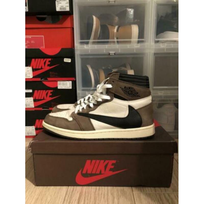 Jordan 1 x Travis Scott US10.5 / EU44.5 (Gedragen!)
