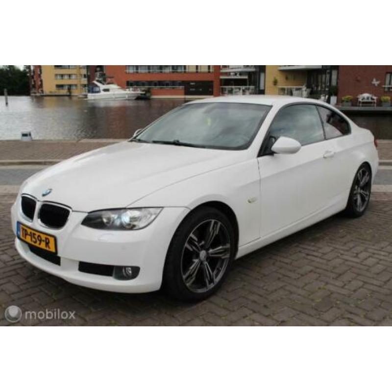 BMW Coupe 320d High Executive Automaat Xenon bj2010 Keyless