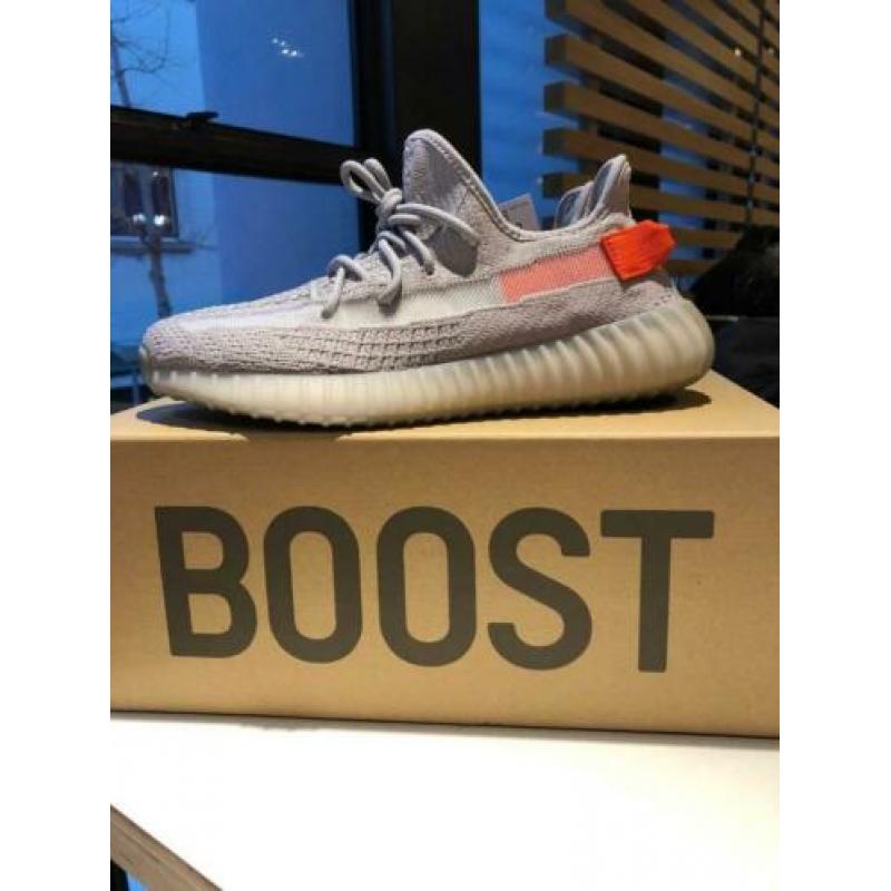 Yeezy boost 350 v2 Maat 42 & 44