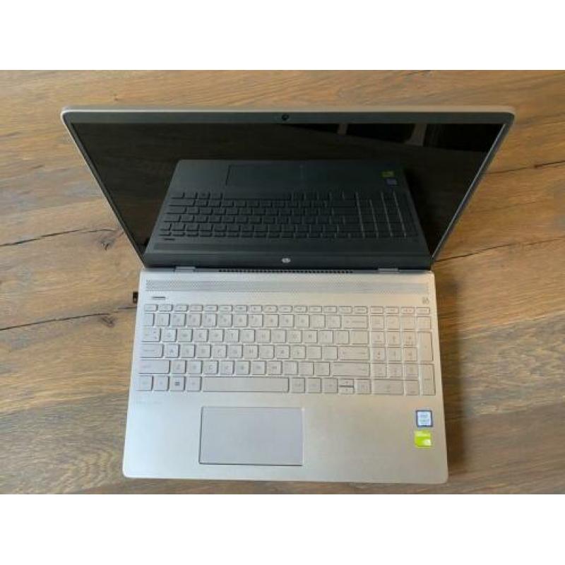 HP Pavilion 15-ck093nd Core i5/8GB/SSD+HDD/Geforce MX150 2GB