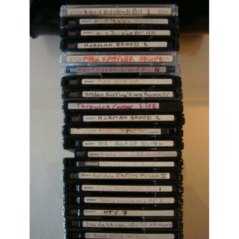38 stuks minidisc schijfjes met muziek zie foto's i.z.g.s.