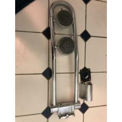 sanitair Freehander, bad, douche, spiegel, zeep, kranen