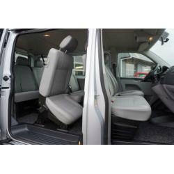 Volkswagen Transporter Kombi 2.0 TDI L1H1 Bluemotion 9 Perso