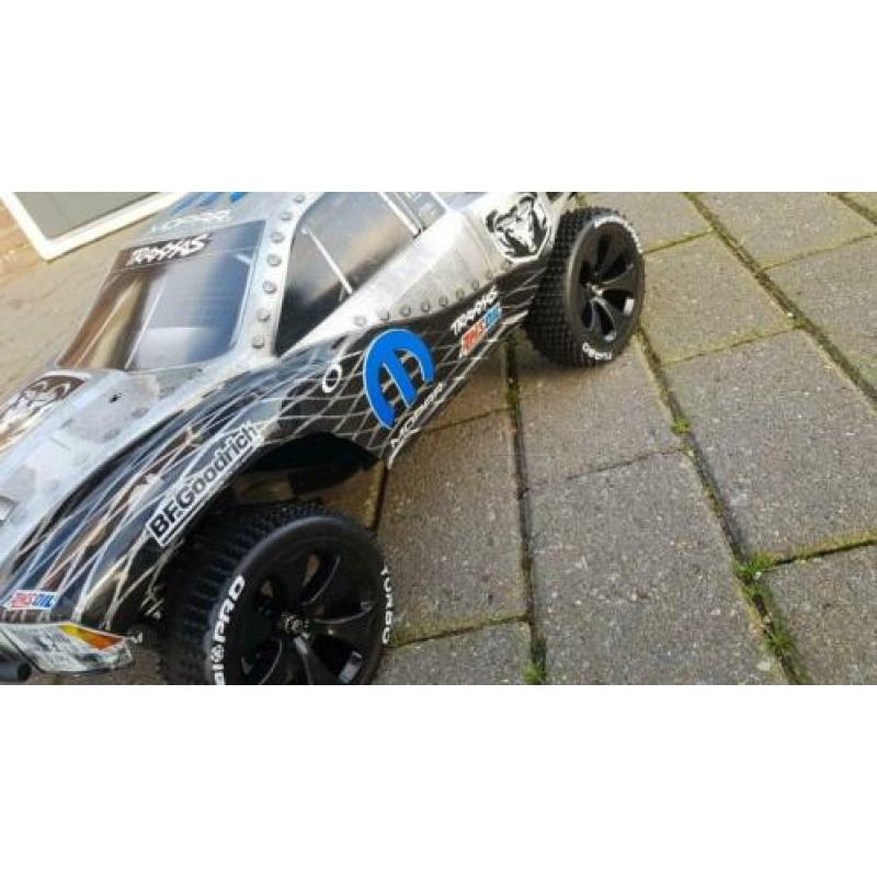 traxxas slash ultimate 4x4 LCG voor kenner
