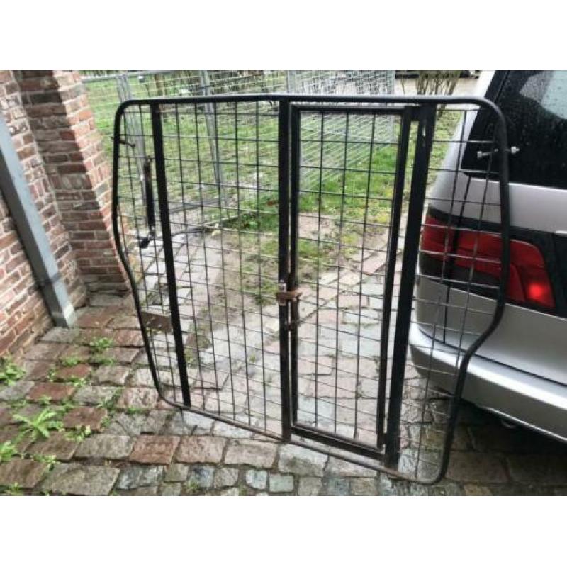 Hondenrek op maat Volkswagen transporter T5
