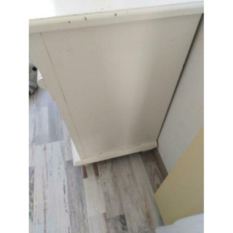 Brocante comode