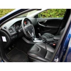 Volvo V40 2.0 D2 Ocean Race Panodak Xenon Blis Keyless
