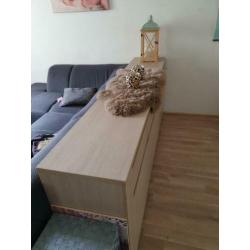 eettafel dressoir tvkast