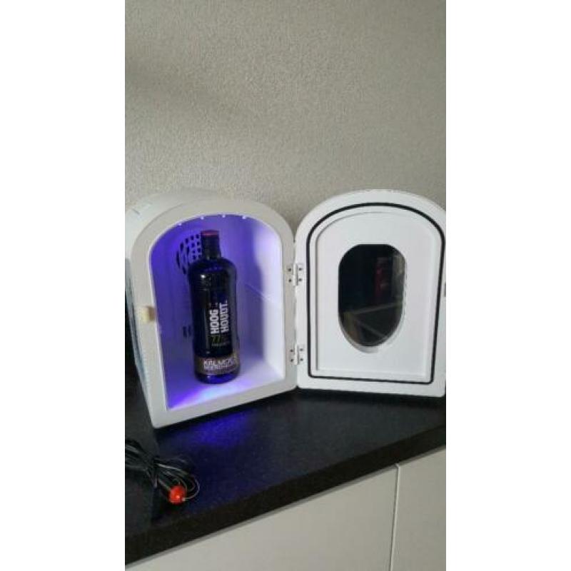 Koelkast op 220 volt of via 12 volt