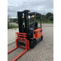 Toyota 7FBMF18 1800KG 4.70METER (bj 2012)