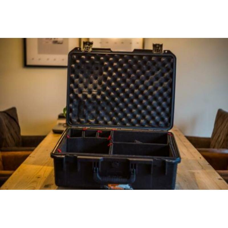 pelican stormcase im2600 inc trekpak
