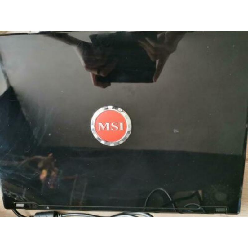 Refurbished msi laptop voor school