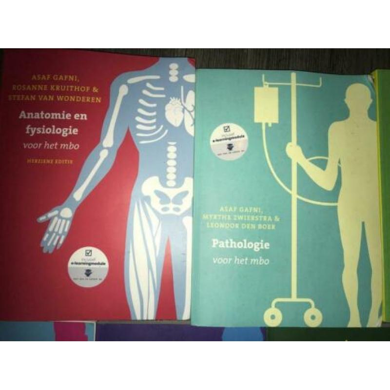 Verpleegkundige boeken MBO4