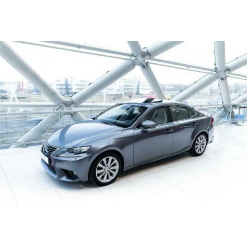 Lexus IS 300h Luxury Line (bj 2014, automaat)