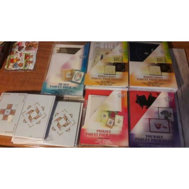 Opruiming!!div.kaarten, prikken,borduren, stickers e.d.