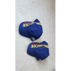 MONROE Racing 2 caps 1 polo 1 t-shirt 1 jack 5 stoel leuning