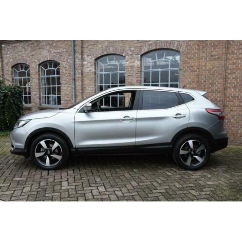 Nissan Qashqai 1.2 Connect Edition Automaat 2015 SLECHTS 18.