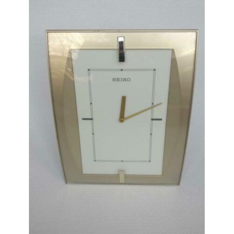 wandklok seiko