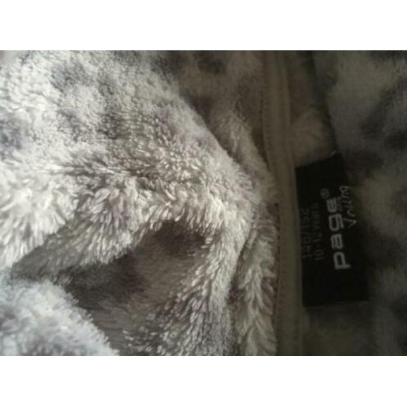 Heerlijke warme fleece trui. Maat 146/152