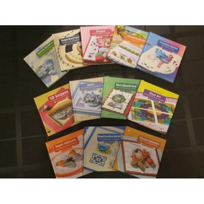 Hobby-boekjes Kaartenmaken serie van 12 boekjes.