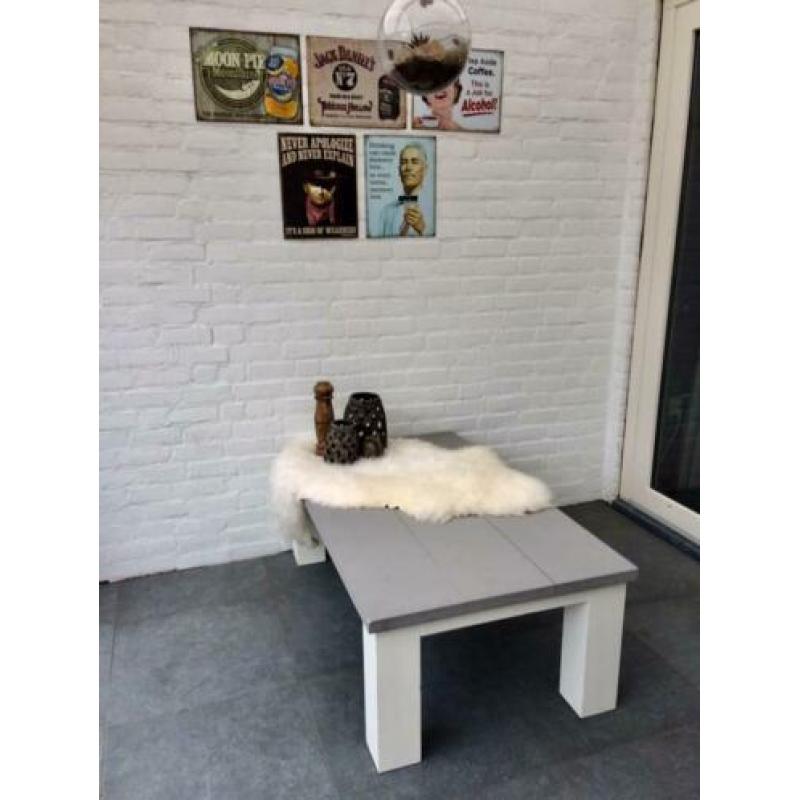 Eettafel en salontafel stijgerhout