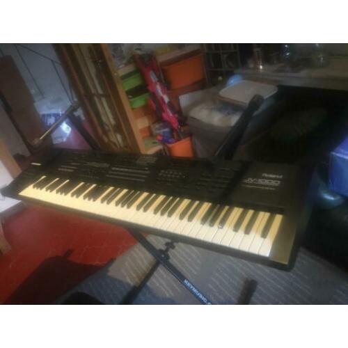 * Roland " JV 1000 " Music Workstation * prima staat ! 225e