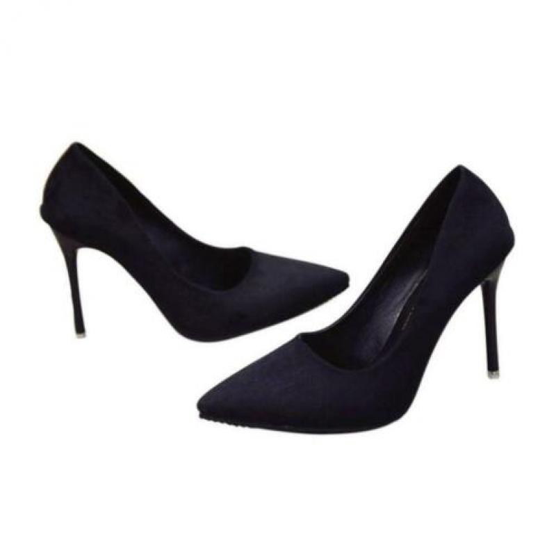 Dames hakken 002 (stiletto naald maat 34 35 36 37 38 39)