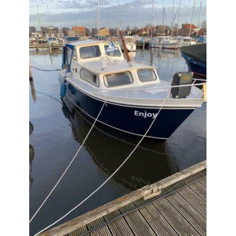 Curtevenne 780 net schip motor Timray 30pk 2005