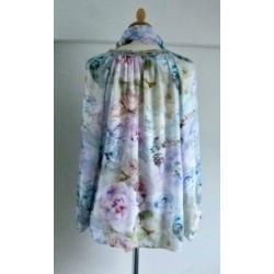 Romantische pastel blouse + sjaal van Caroline Biss maat 38