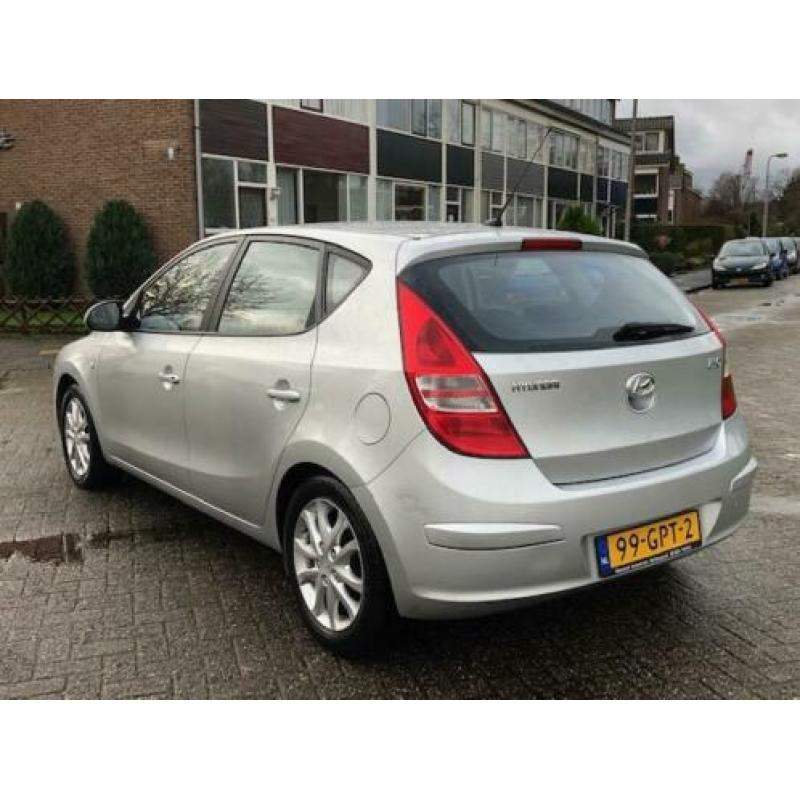 Hyundai I30 1.4i Dynamic Luxe 2008 Airco! 5-deurs! NAP! Rijd