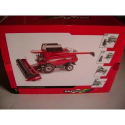 Case-IH. 8120 Axial Flow maaidorser Britains nr. 42546