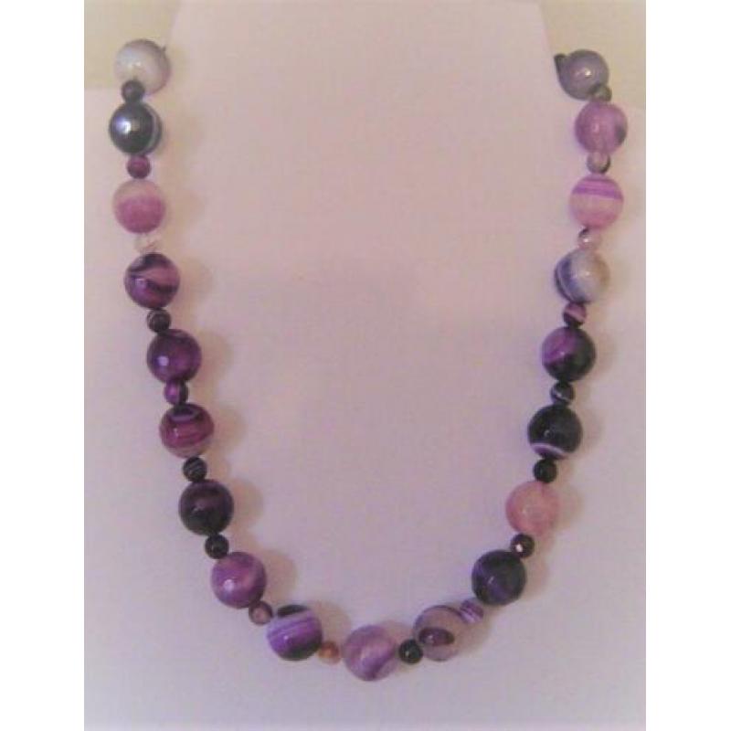 Handgemaakte ketting met geslepen AGAAT Unica